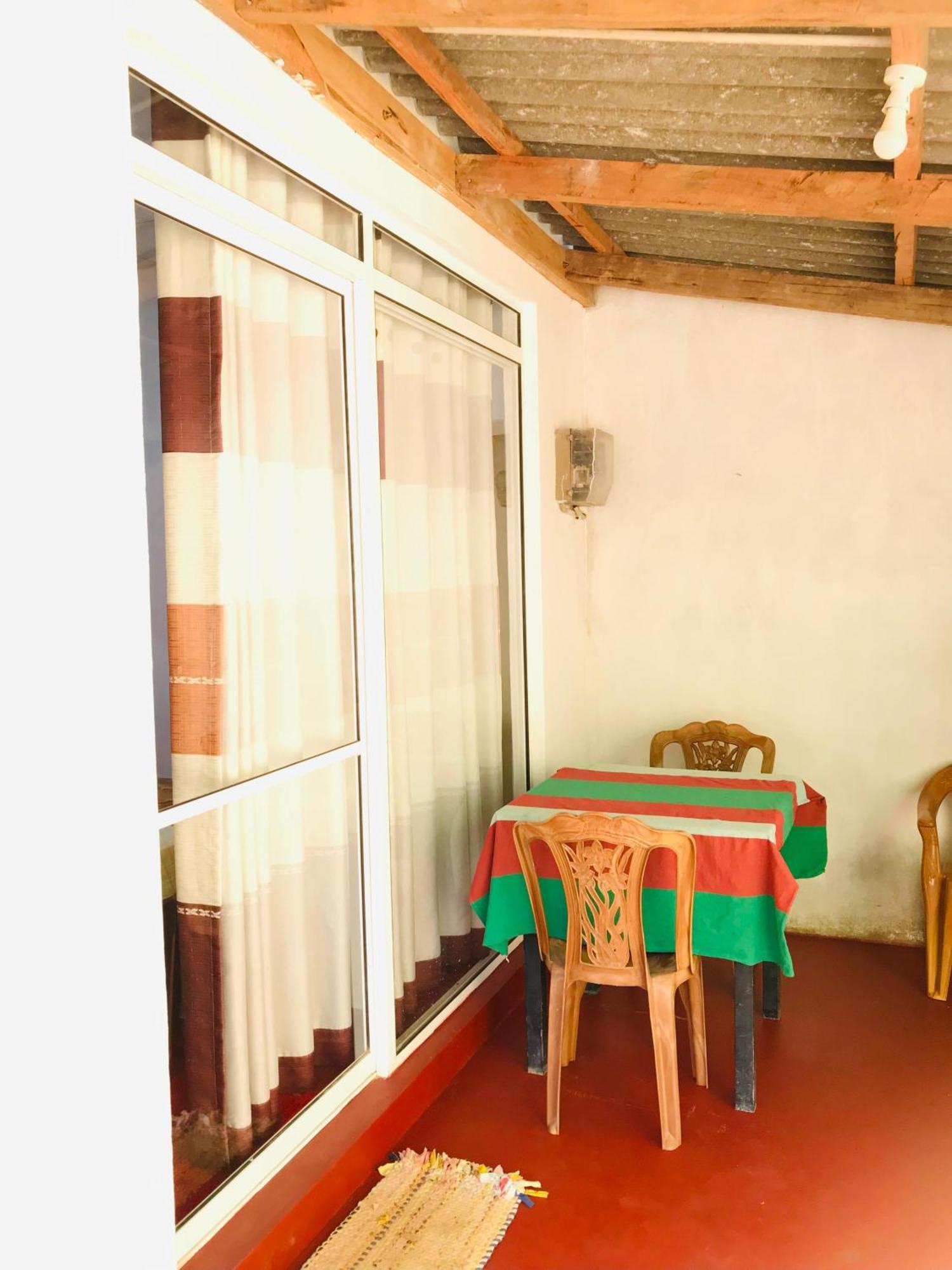 Ella Jungle Inn Homestay And Tree House 外观 照片