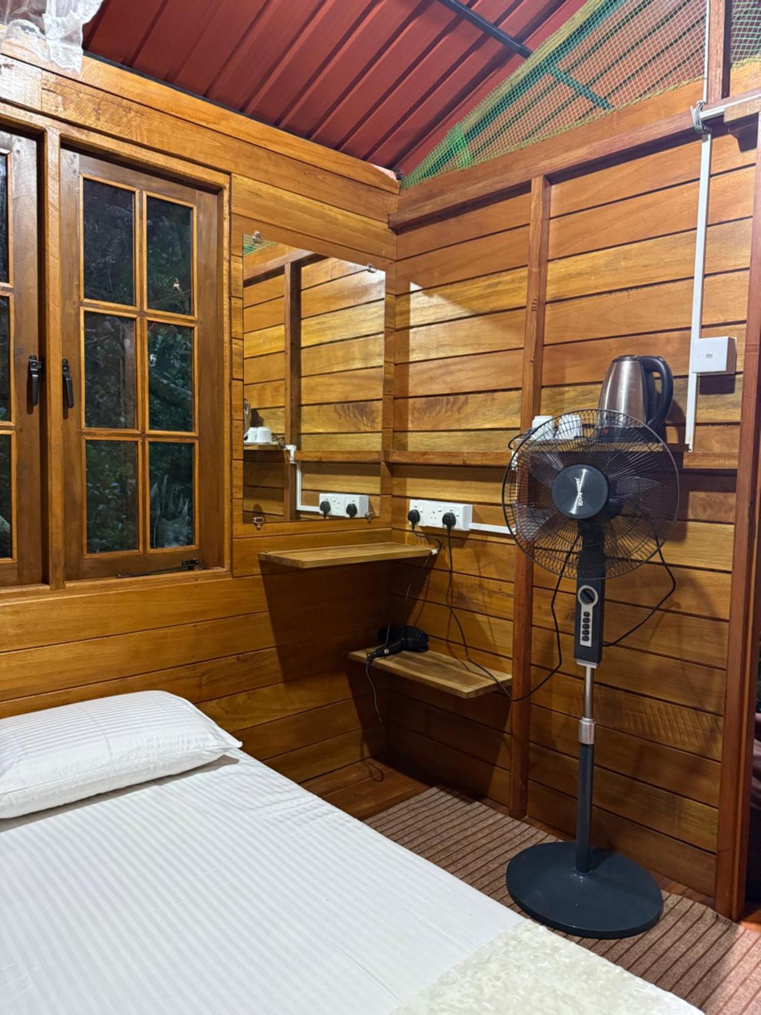Ella Jungle Inn Homestay And Tree House 外观 照片