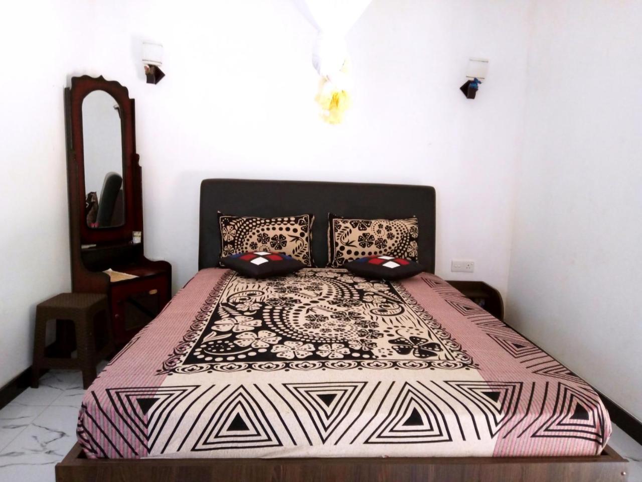 Ella Jungle Inn Homestay And Tree House 外观 照片